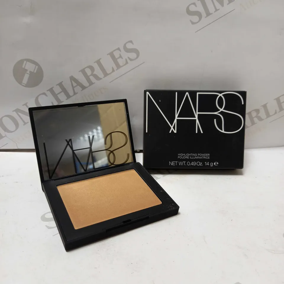 NARS HIGHLIGHTING POWDER - IBIZA 5224