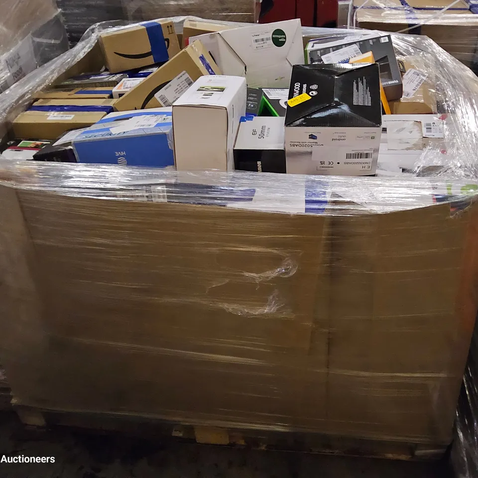 PALLET OF APPROXIMATELY 184 ASSORTED HIGH VALUE ITEMS TO INCLUDE
