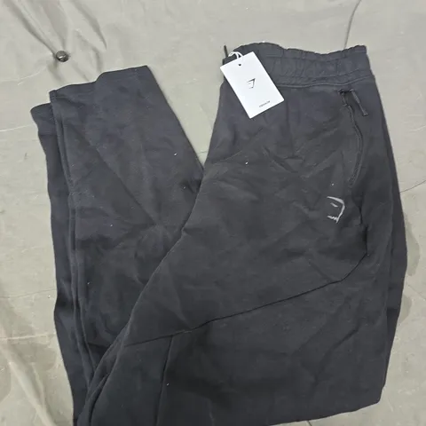 GYMSHARK INTERLOCK TECH JOGGERS IN BLACK - LARGE