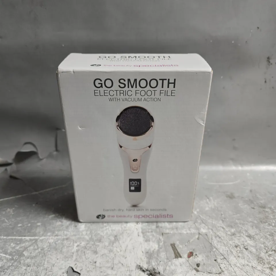 BOXED RIO GO SMOOTH ELECTRIC FOOT FILE HARD SKIN REMOVER WITH VACUUM ACTION