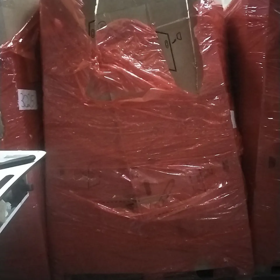 PALLET OF ASSORTED ITEMS TO INCLUDE; TOILET SEAT, CAT LITTER BOX STAINLESS STEEL 