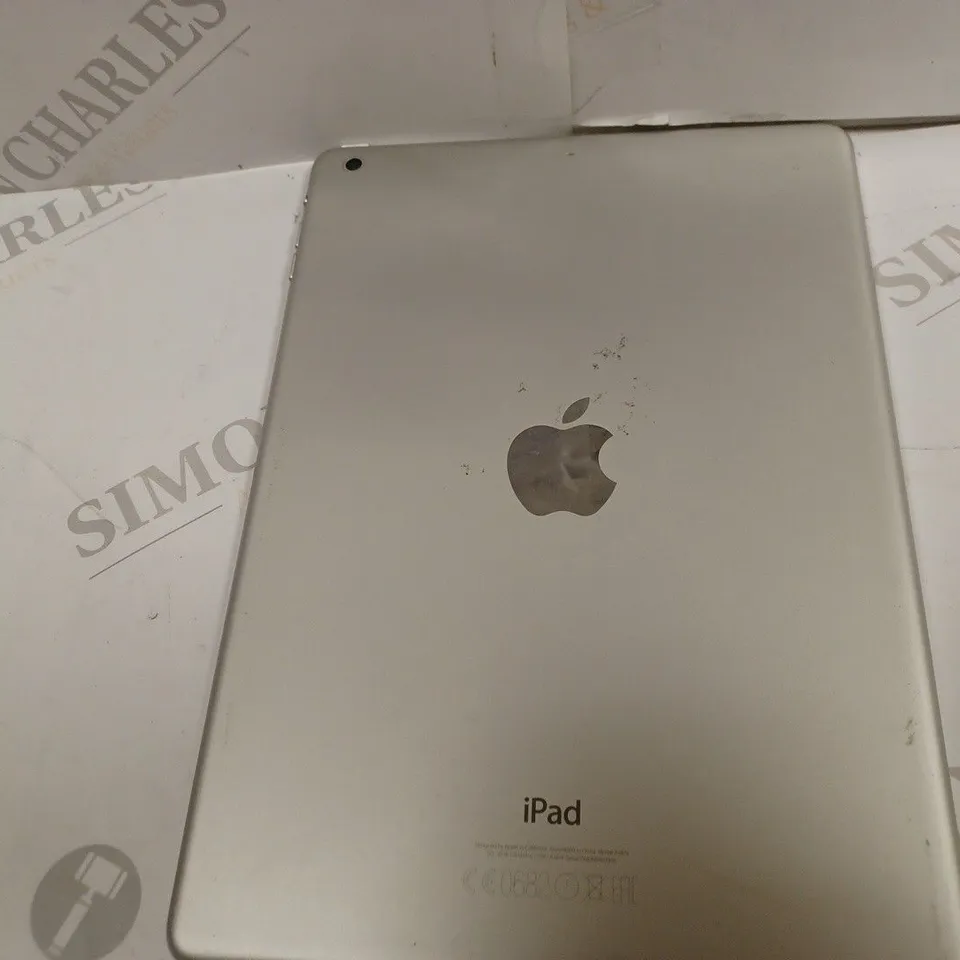 APPLE A1474 IPAD AIR 