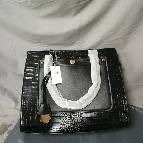 BLACK LEATHER HANDBAG WITH HANDLES