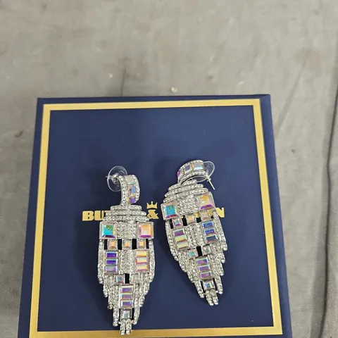 BUTLER & WILSON CRYSTAL DROP EARRINGS – BOXED