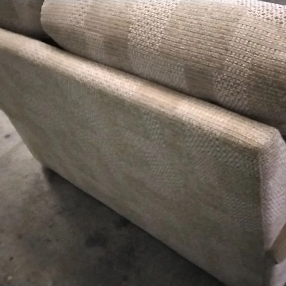 QUALITY BRITISH DESIGNED & MANUFACTURED G PLAN AVON 19 2 SEATER FARO SAND FABRIC SOFA 
