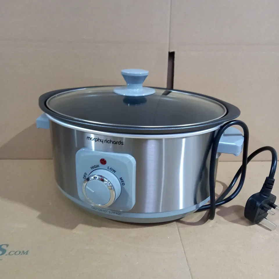 MORPHY RICHARDS SEAR & STEW 3.5 LITRE ALUMINIUM SLOW COOKER