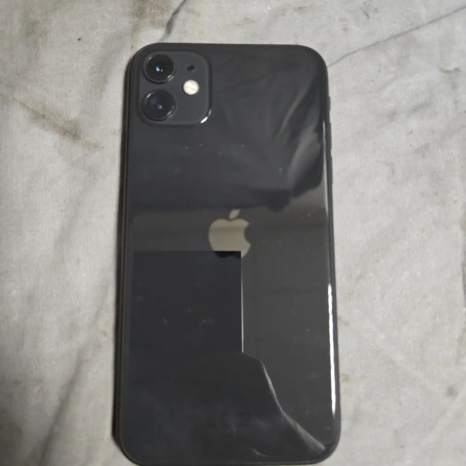 APPLE IPHONE 11 SMARTPHONE