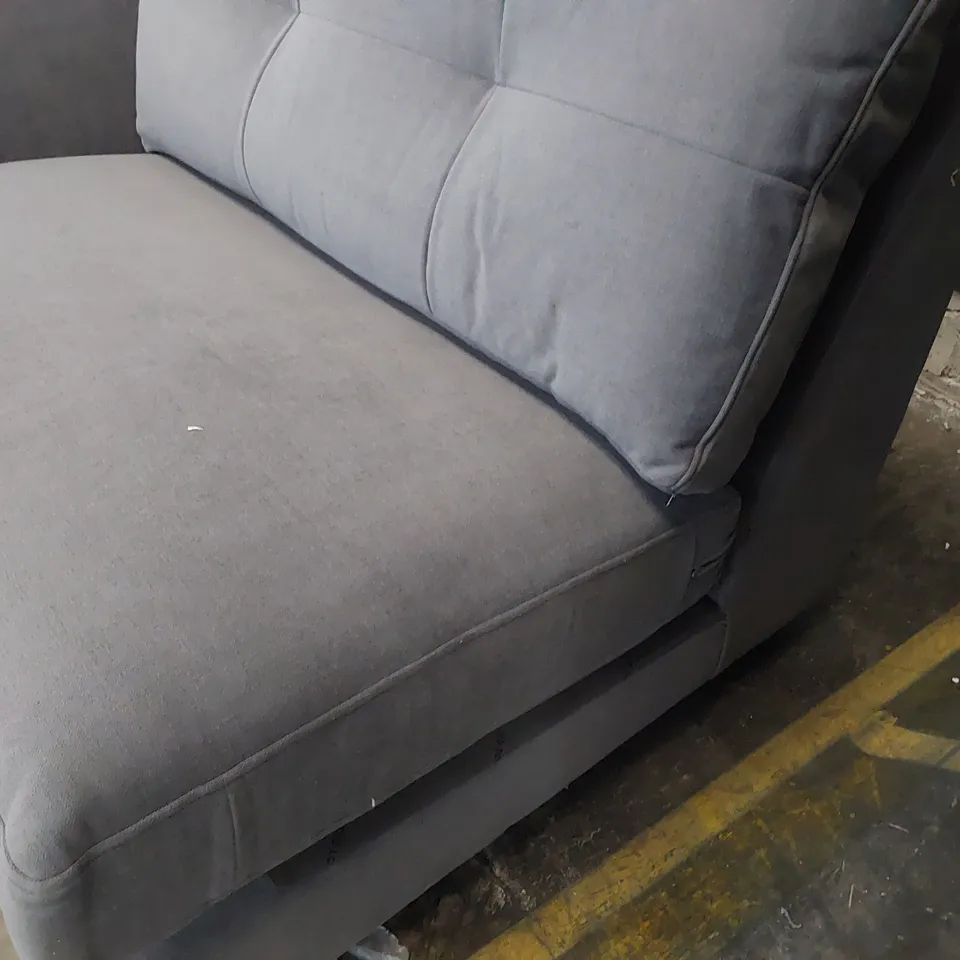 QUALITY BRITISH DESIGNER LOUNGE Co. TWO SEATER SECTION GREY PLUSH FABRIC 