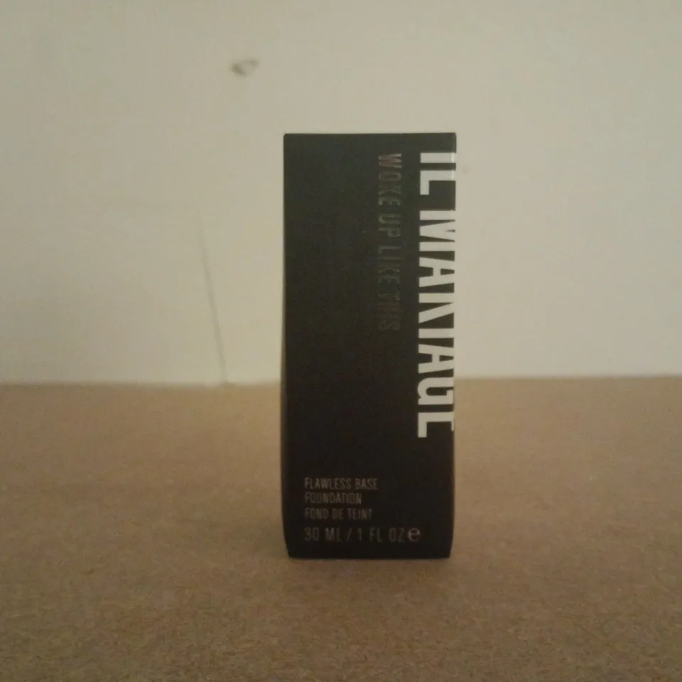 IL MAKIAGE FLAWLESS BASE FOUNDATION (30ML)