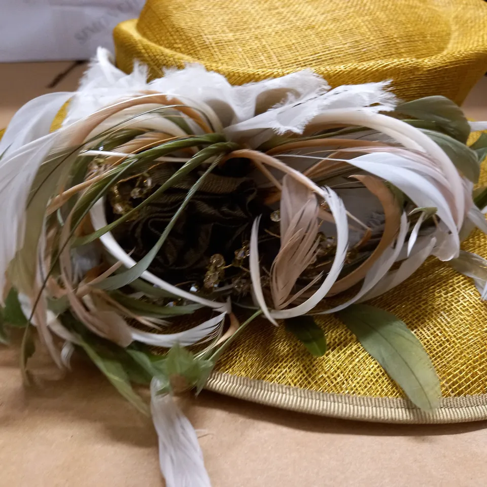 OCCASIONAL EMBELLISHED SUMMER HAT IN YELLOW 