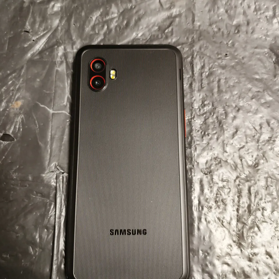 SAMSUNG MOBILE PHONE - MODEL UNSPECIFIED