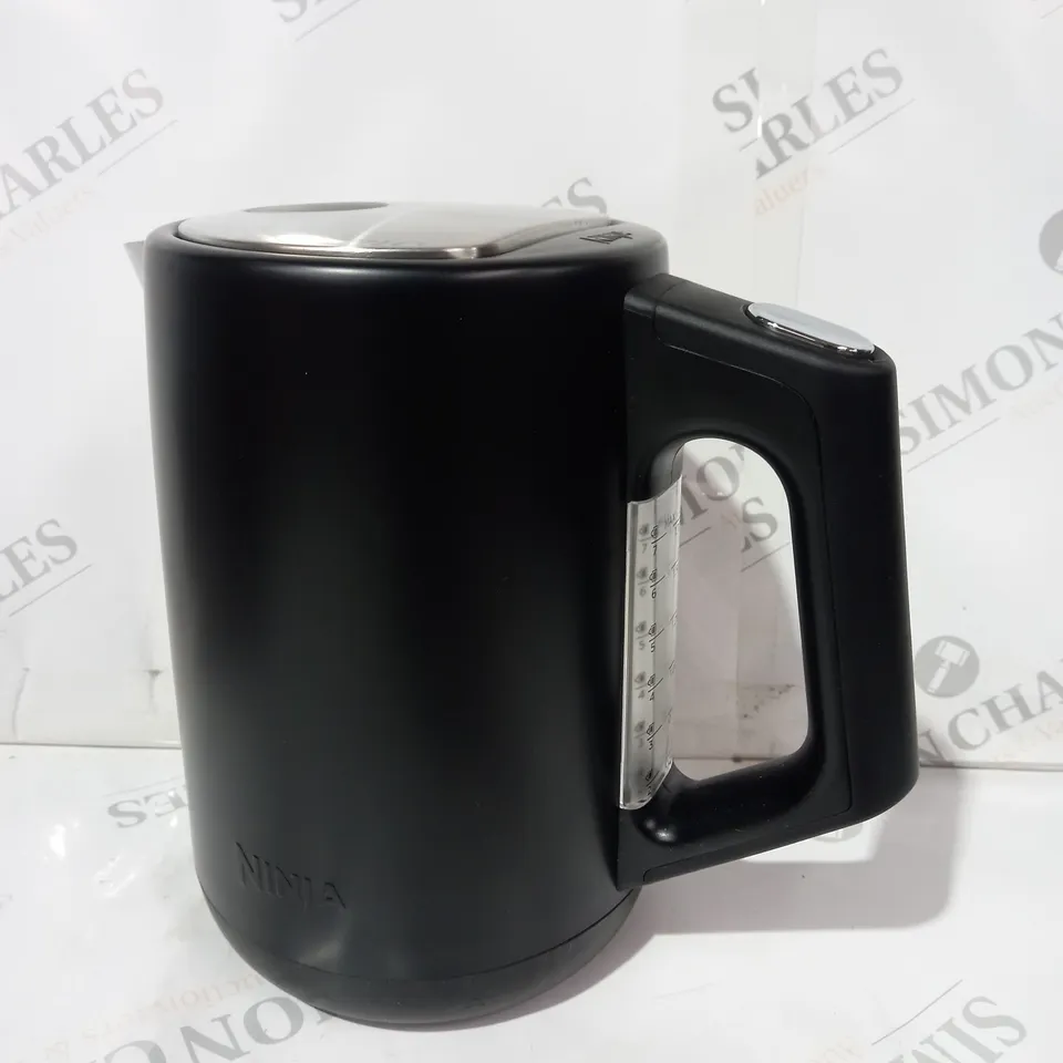 BOXED NINJA PERFECT TEMPERATURE KETTLE KT200UK