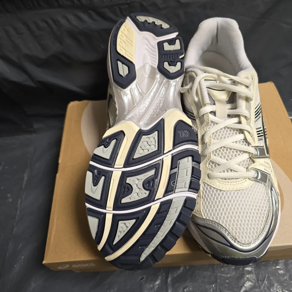 ASICS GEL-KAYANO 14 WOMEN'S RUNNING SHOES - WHITE/MIDNIGHT, UK 10