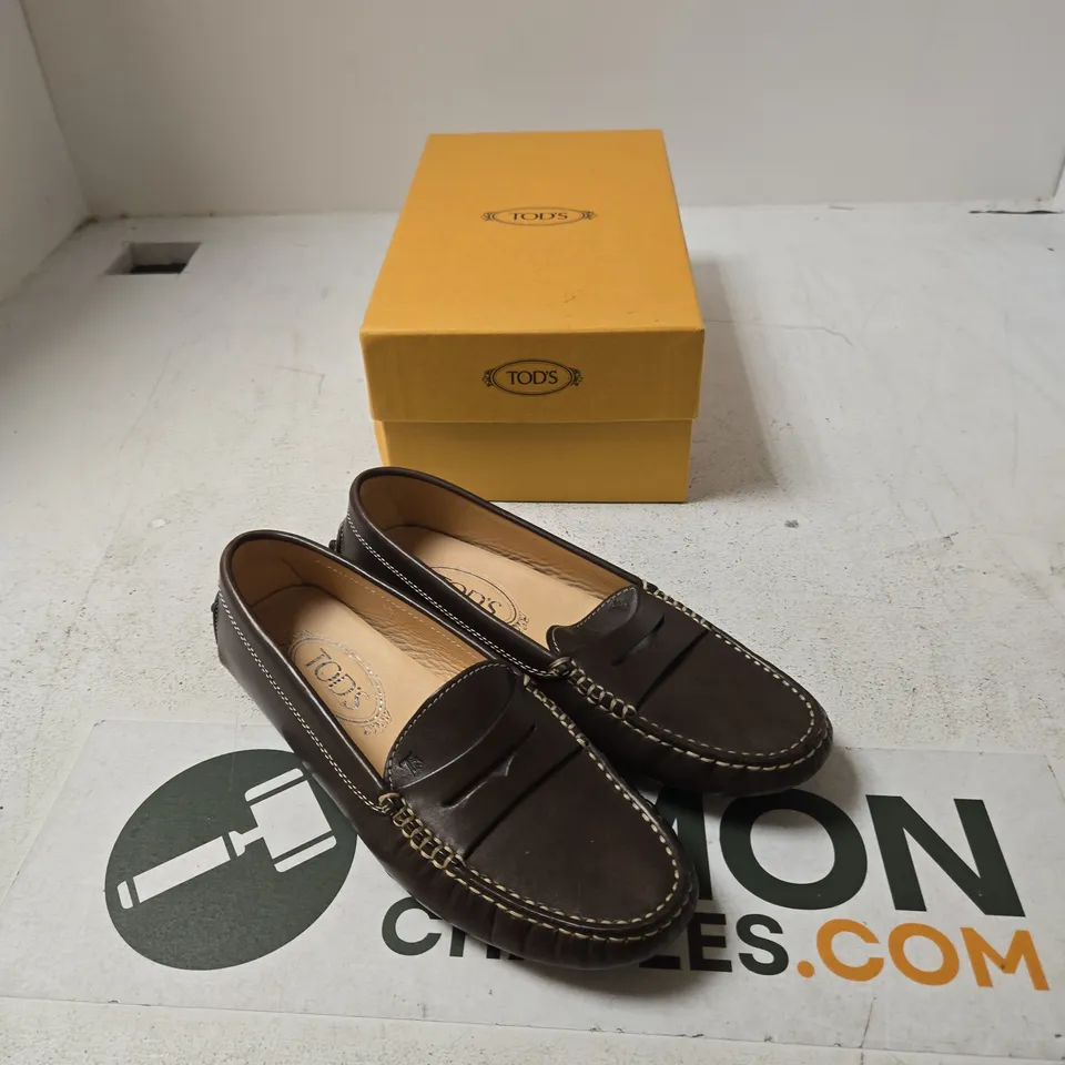 TOD'S WOMEN'S BROWN LEATHER MOCCASINS – UK 3.5 (EU 35.5) GOMMINO
