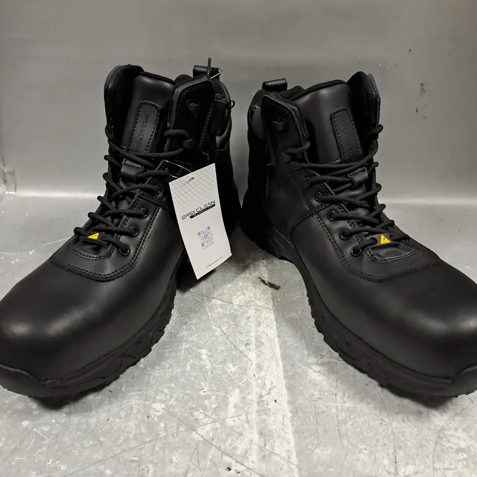 BOXED PAIR OF SHOES FOR CREWS ANKLE BOOTS IN BLACK UK SIZE 13