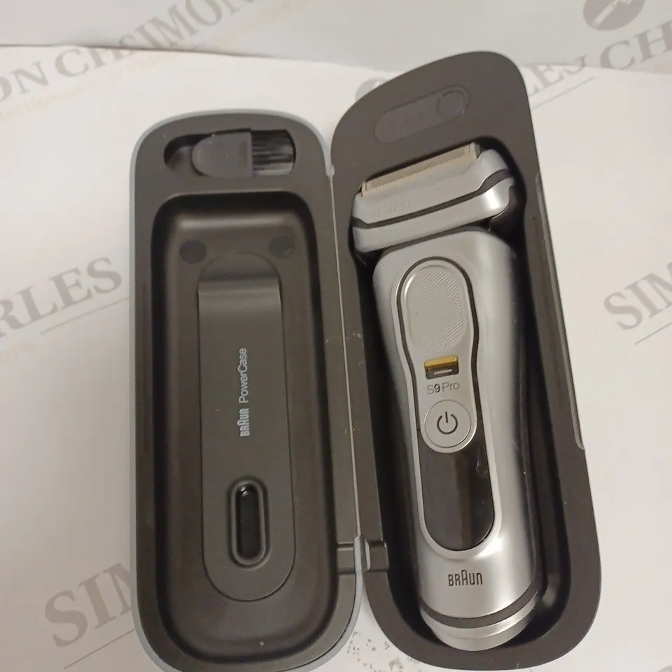 BRAUN SERIES 9 9477CC SHAVER 