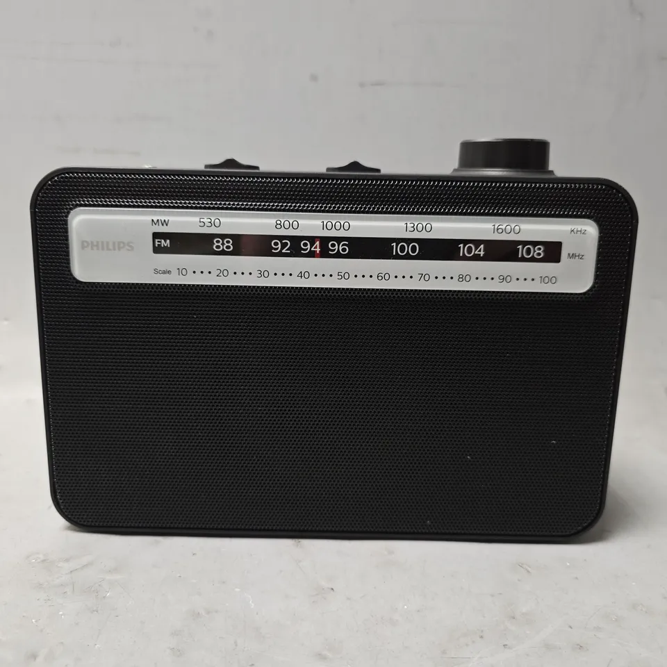 PHILIPS THE CLASSIC COMPANION PORTABLE RADIO 2000 SERIES
