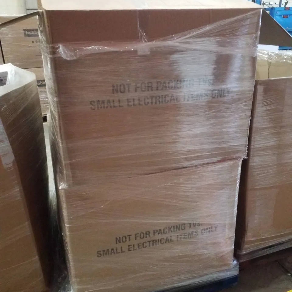 PALLET CONTAINING ASSORTED CHILDRENS ACTIVITY BOOKS/SETS INCLUDING BEANO ANNUAL 2026, MATCH! ANNUAL 2026, STITCH ADVENT CALENDAR, BLUEY BOOK AND TOY & BOO BOX