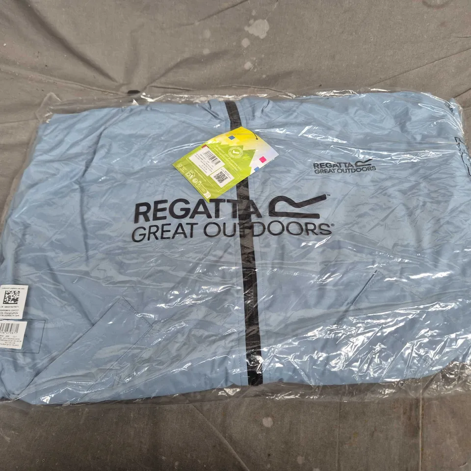 REGATTA GREAT OUTDOORS KIDS CHANGING ROBE – LIGHT BLUE, UK 9-13 YEARS