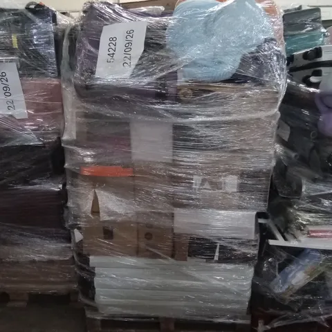PALLET OF ASSORTED E-COMMERCE GOODS AND PRODUCTS TO INCLUDE; FOLDABLE OUTDOOR TABLES, LEAF BLOWERS, SUITCASES & CABIN BAGS, MEMORY FOAM BATH MATS, CAMPING WAGON ETC