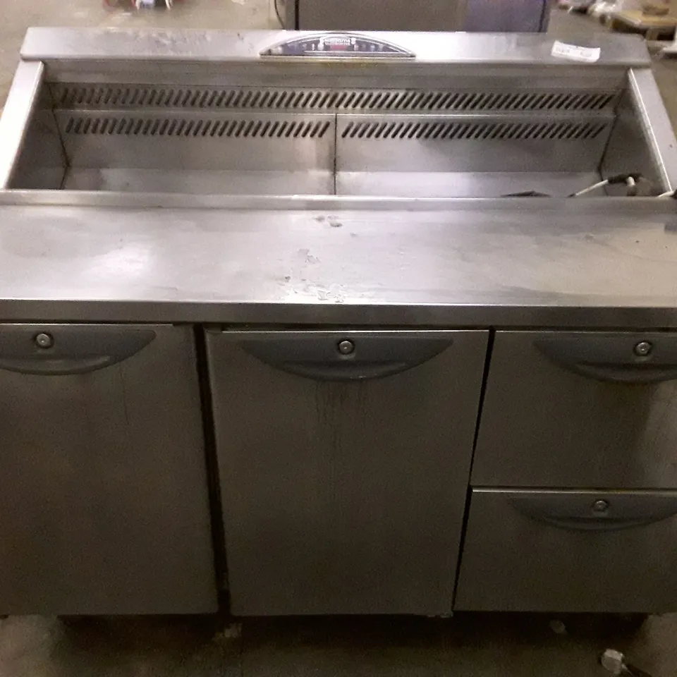 WILLIAMS 2 DOOR 2 DRAWER PREPARATION COUNTER 