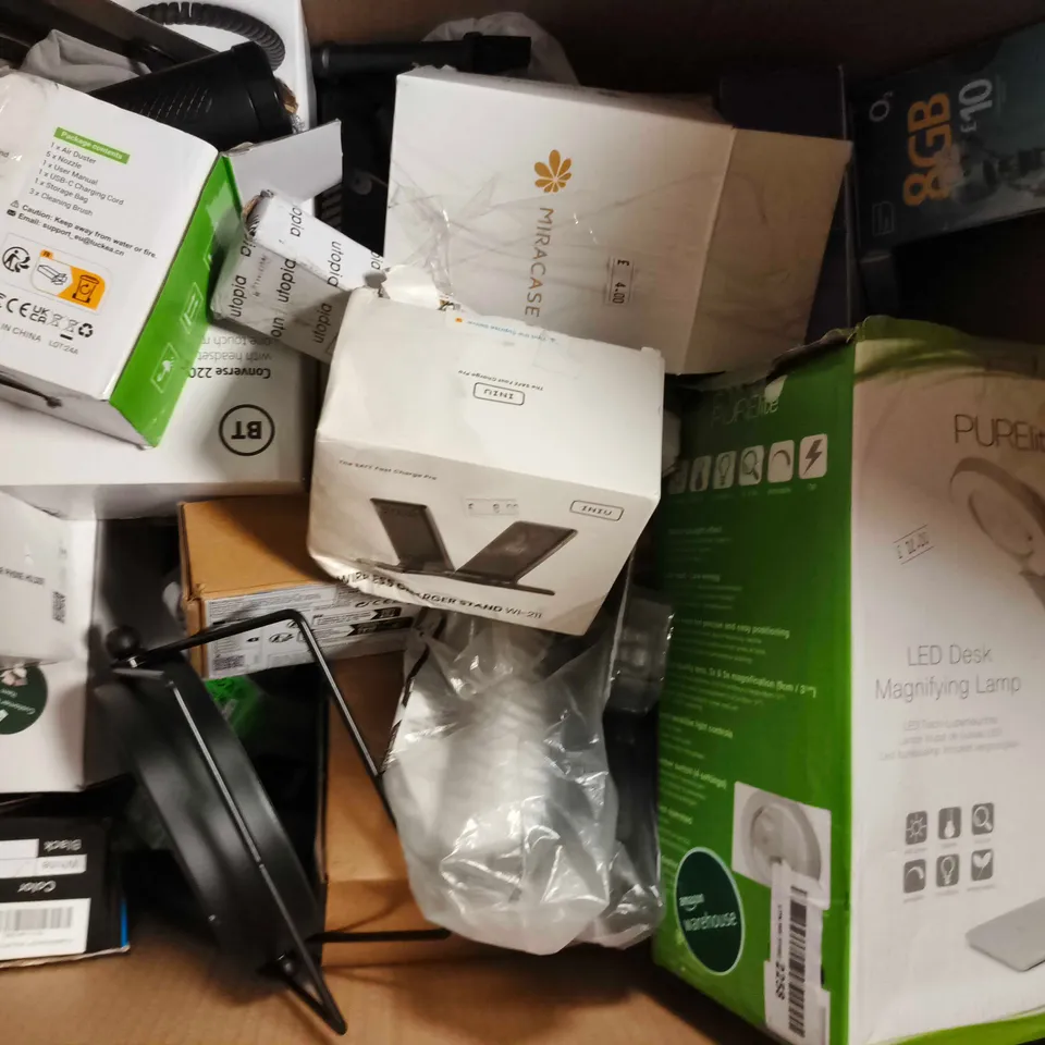 BOX OF APPROXIMATELY 20 ASSORTED ITEMS TO INCLUDE CORDLESS PHONES, ETC - COLLECTION ONLY
