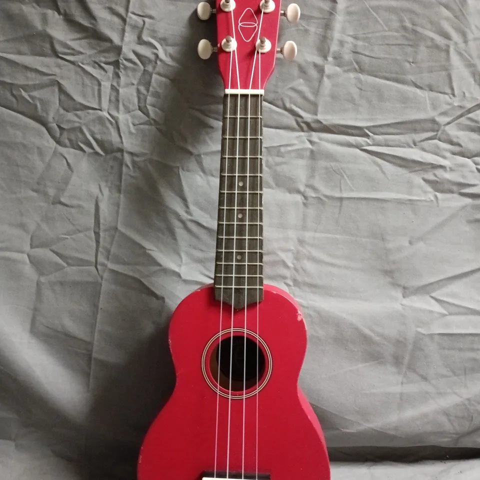 CHORD CU21 UKULELE IN RED
