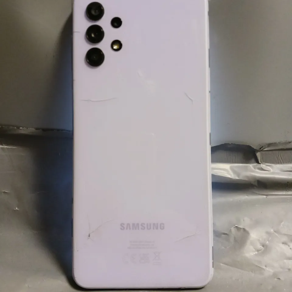 SAMSUNG GALAXY SMART PHONE IN LILAC