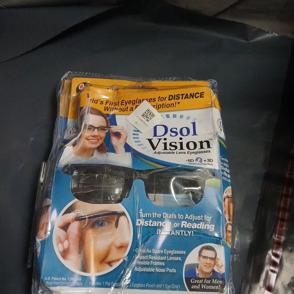 BOX OF APPROXIMATELY 9 ASSORTED ITEMS INCLUDING CLOUD STORAGE CAMERA , RING DOORBELL AND ADJUSTABLE LENS GLASSES 