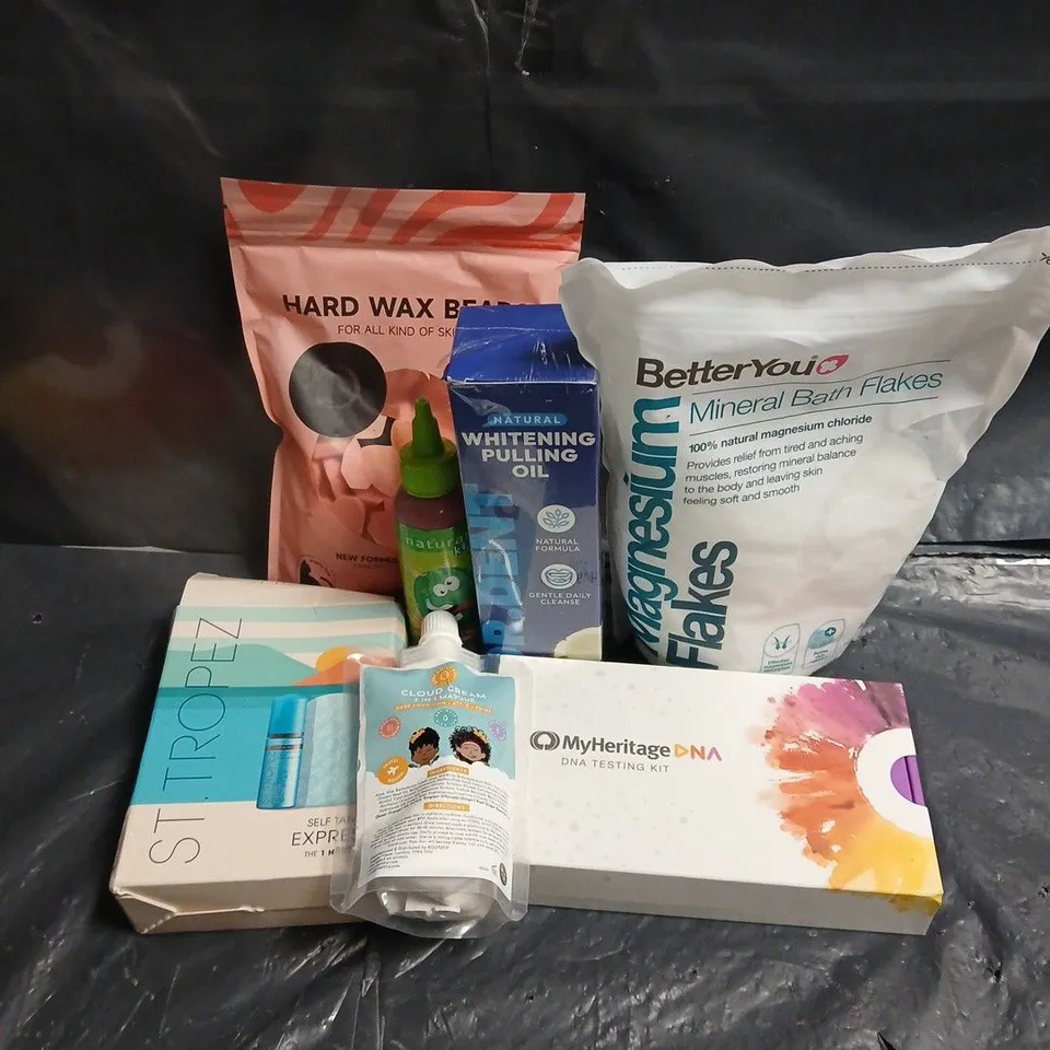 APPROXIMATEY 20 ASSORTED HEALTH AND BEAUTY PRODUCTS TO INCLUDE - ST TROPEZ SELF TAN KIT - BETTERYOU MINERAL BATH FLAKES - HARD WAX BEADS - ETC