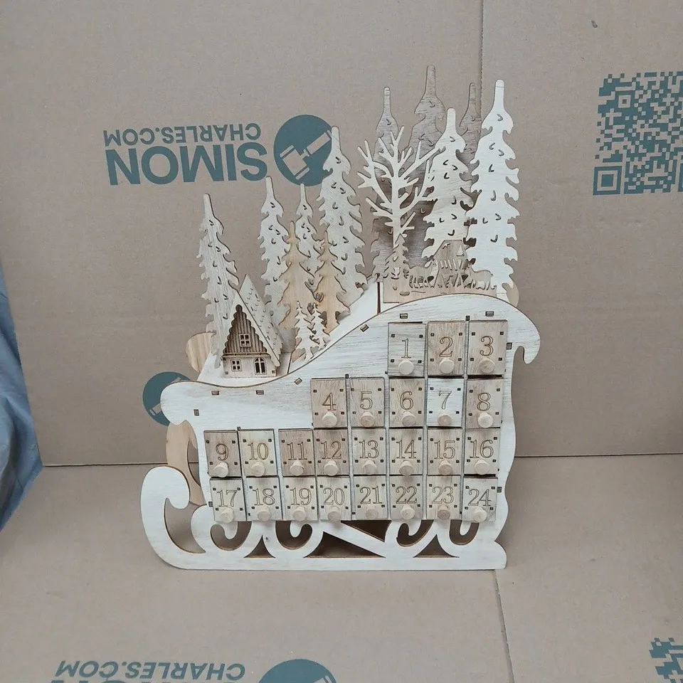 WOODEN CHRISTMAS ADVENT CALENDAR DECORATION LIGHT – 24 DRAWERS 