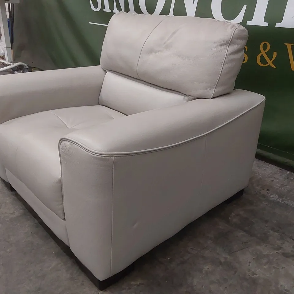 QUALITY DESIGNER ITALIAN MADE LEATHER MARCOS ARMCHAIR - WHITE GREY