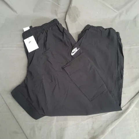 NIKE STANDARD FIT TRACK PANTS IN BLACK SIZE XXL