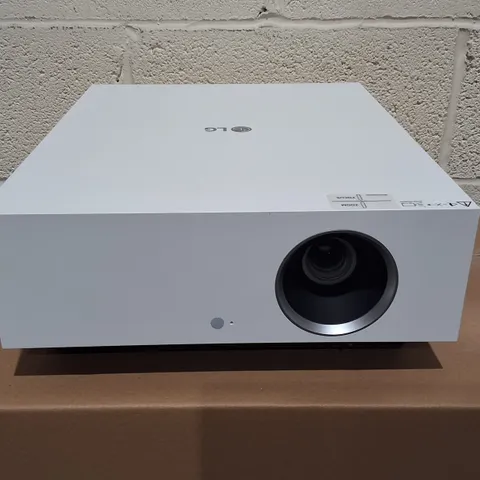 LG AU810P 4K UHD LASER SMART HOME THEATER CINEBEAM PROJECTOR