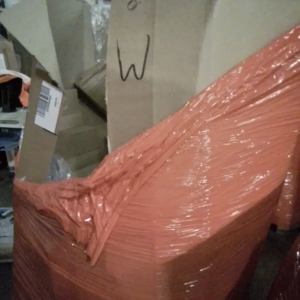 PALLET OF ASSORTED ITEMS TO INCLUDE, PFFIDE CHAIR, FRAMED PRINT, 2.6M TELESCOPIC LADDER, ADULT BATHTUB, GARDEN EDGING WIRES.