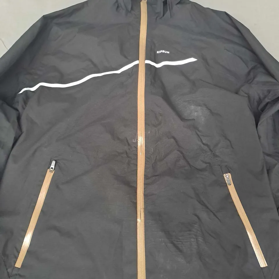 KIPRUN WATERPROOF COAT IN BLACK SIZE MEDIUM