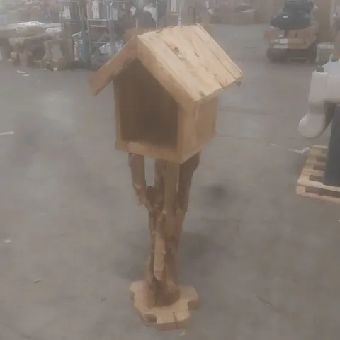 HOMES DIRECT 365 ROOT TIKI BIRD FEEDING HOUSE