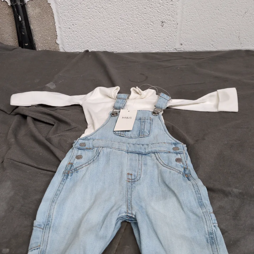 MARKS AND SPENCER 2 PART SET DUNGAREES WITH SHIRT, AGE 3 - 6 MONTHS WITH TAGS