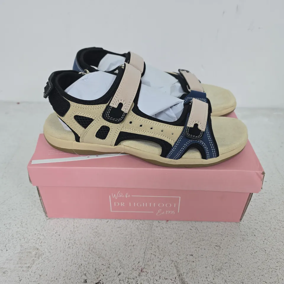 BOXED PAIR OF DR LIGHTFOOT ANDREA BEIGE SANDALS - UK 8