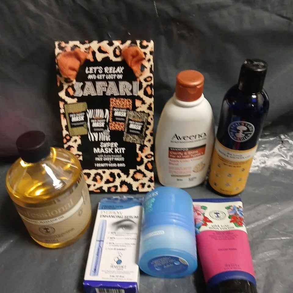APPROXIMATELY 15 ASSORTED HEALTH & BEAUTY PRODUCTS TO INCLUDE SAFARI MASK KIT, EYEBROW ENHANCING SERUM, MASSAGE OIL ETC 