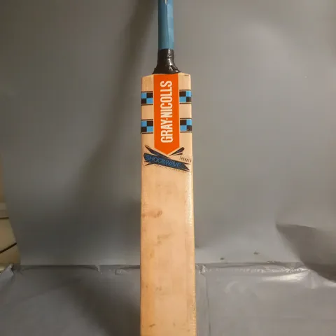 GRAY-NICOLLS SHOCKWAVE CRICKET BAT