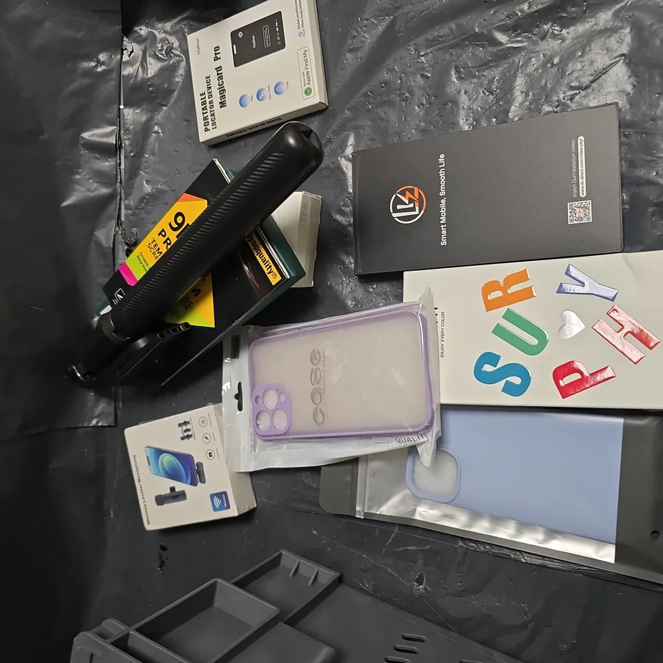 MOBILE PHONE ACCESSORIES BUNDLE – LAVENDER SILICONE CASE AND BOXED ADAPTERS 