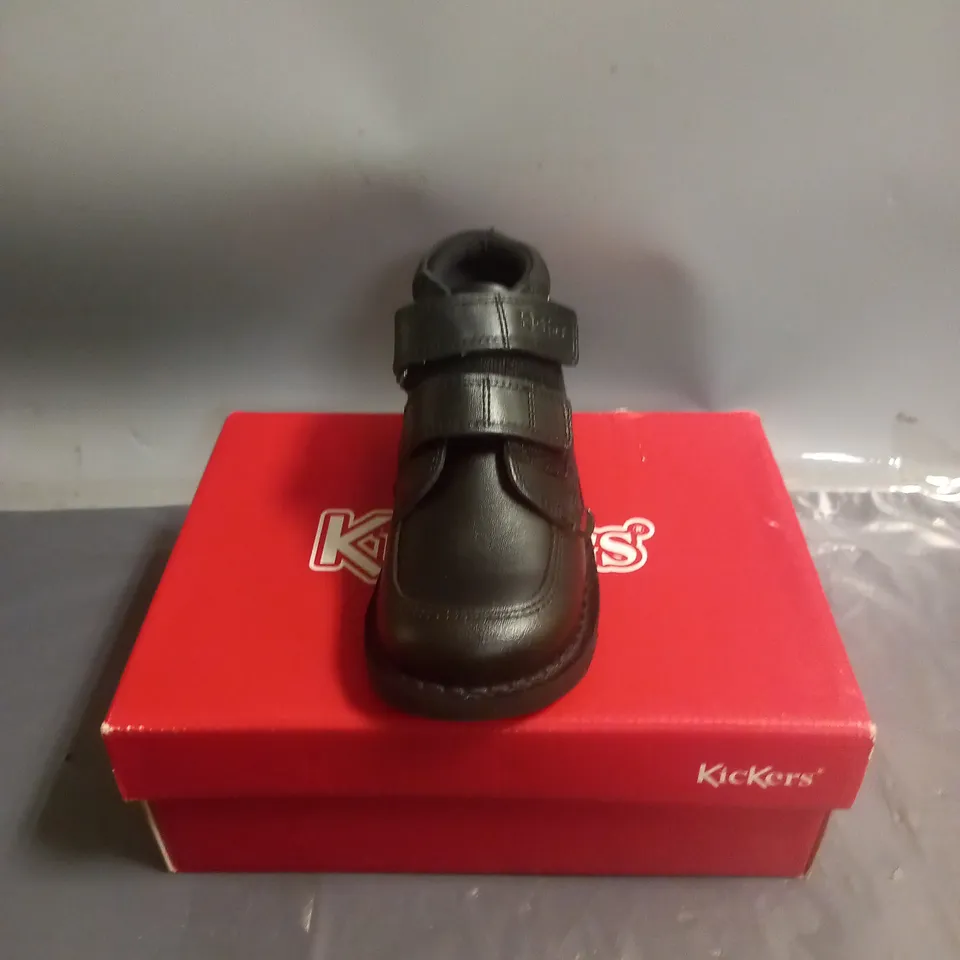 KICKERS KIDS VELCRO FASTENING SHOES BLACK SIZE 28