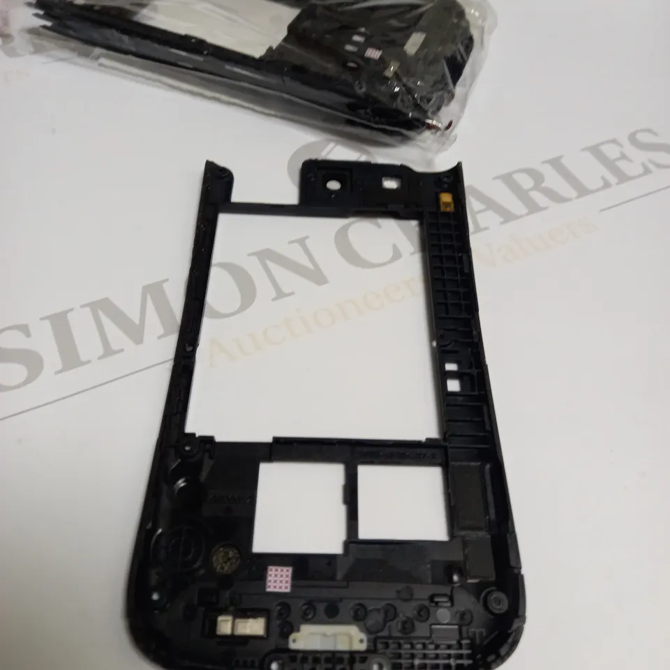SAMSUNG S4 CENTRE BODY APPROX. 5