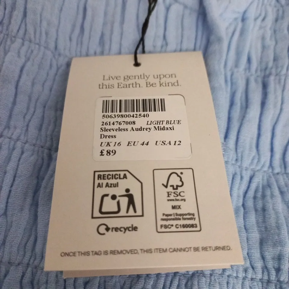 NOBODYS CHILD SLEEVELESS AUDREY MIDAXI DRESS IN LIGHT BLUE - UK 16