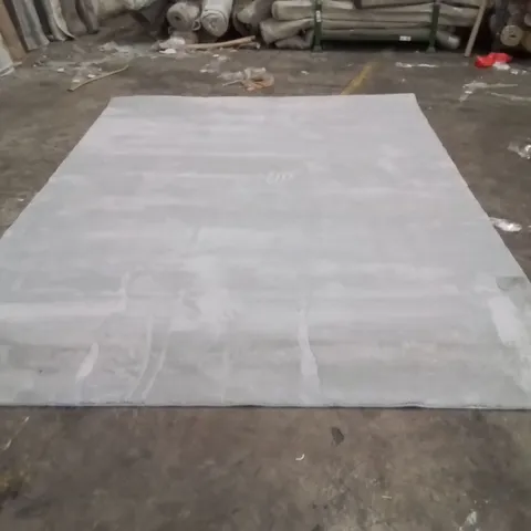 QUALITY DESIGNER AREA RUG - APPROXIMATELY 340X240