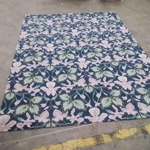 QUALITY DESIGNER AREA RUG - APPROXIMATELY 204x283cm