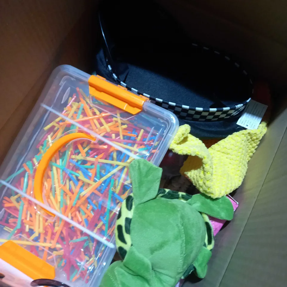 BOX OF APPROXIMATELY 10 ASSORTED ITEMS TO INCLUDE TURTLE PLUSH, POLICE HAT, WOODEN ELEPHANT XYLOPHONE ETC