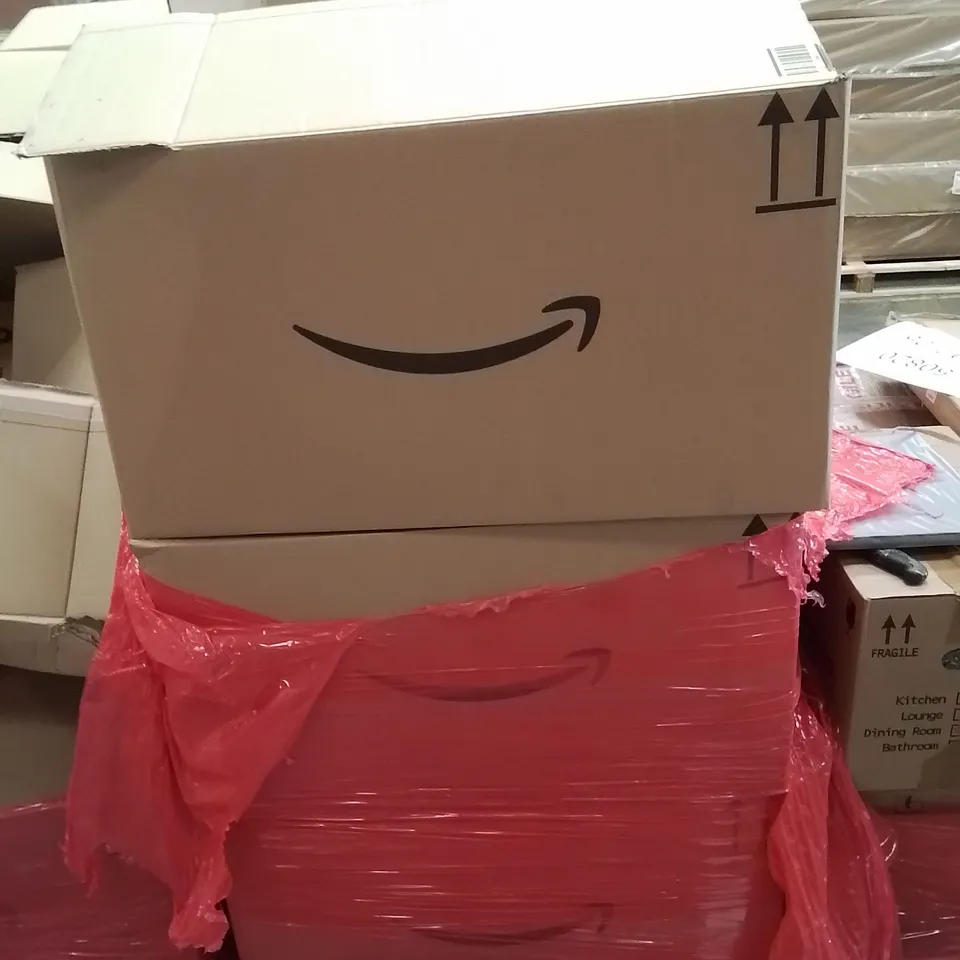 PALLET CONTAINING VARIOUS ASSORTED HOUSEHOLD ITEMS TO INCLUDE:  PHOTO ALBUMS, PART BANNERS, PHONE CASES ETC.