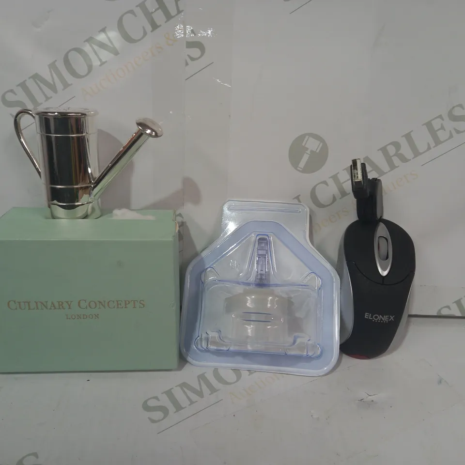 LOT OF APPROXIMATELY 10 ASSORTED HOUSEHOLD ITEMS TO INCLUDE OPTICAL MOUSE, GLUCOSE SENSOR, WATERING CAN SALT AND PEPPER SET, ETC